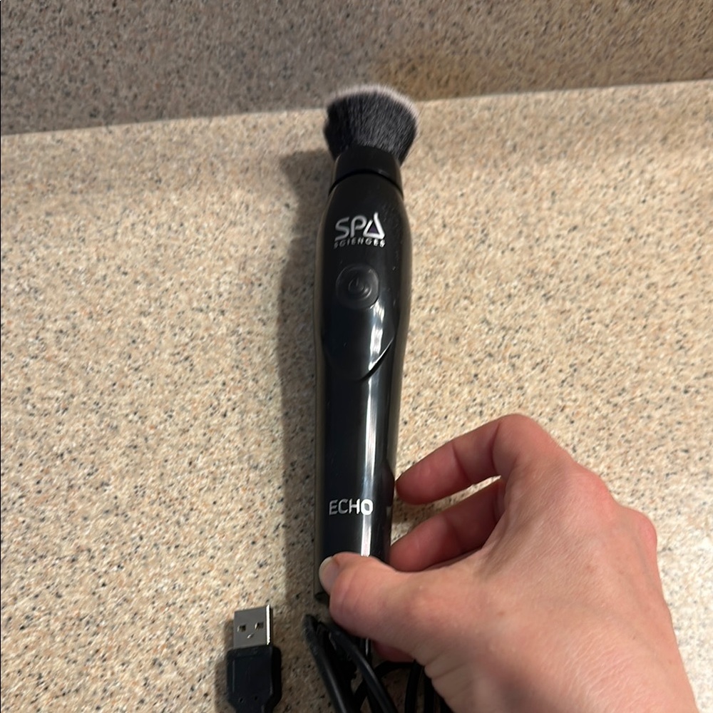 Spa Sciences Echo electric blending Brush